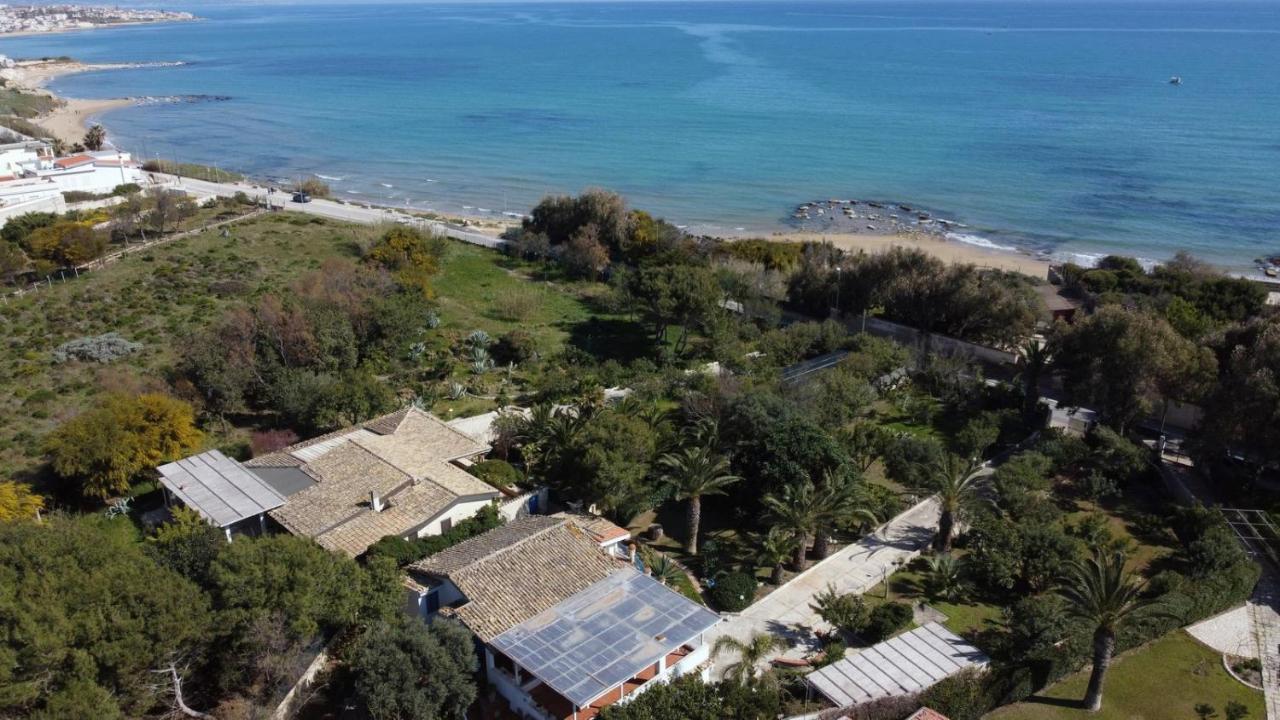 Villa Delle Terrazze Пунта-Секка Екстер'єр фото